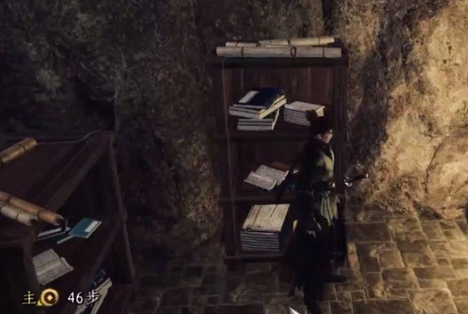 玩家在水下密室中翻阅古老卷轴，四周摆放着装有秘籍的木箱