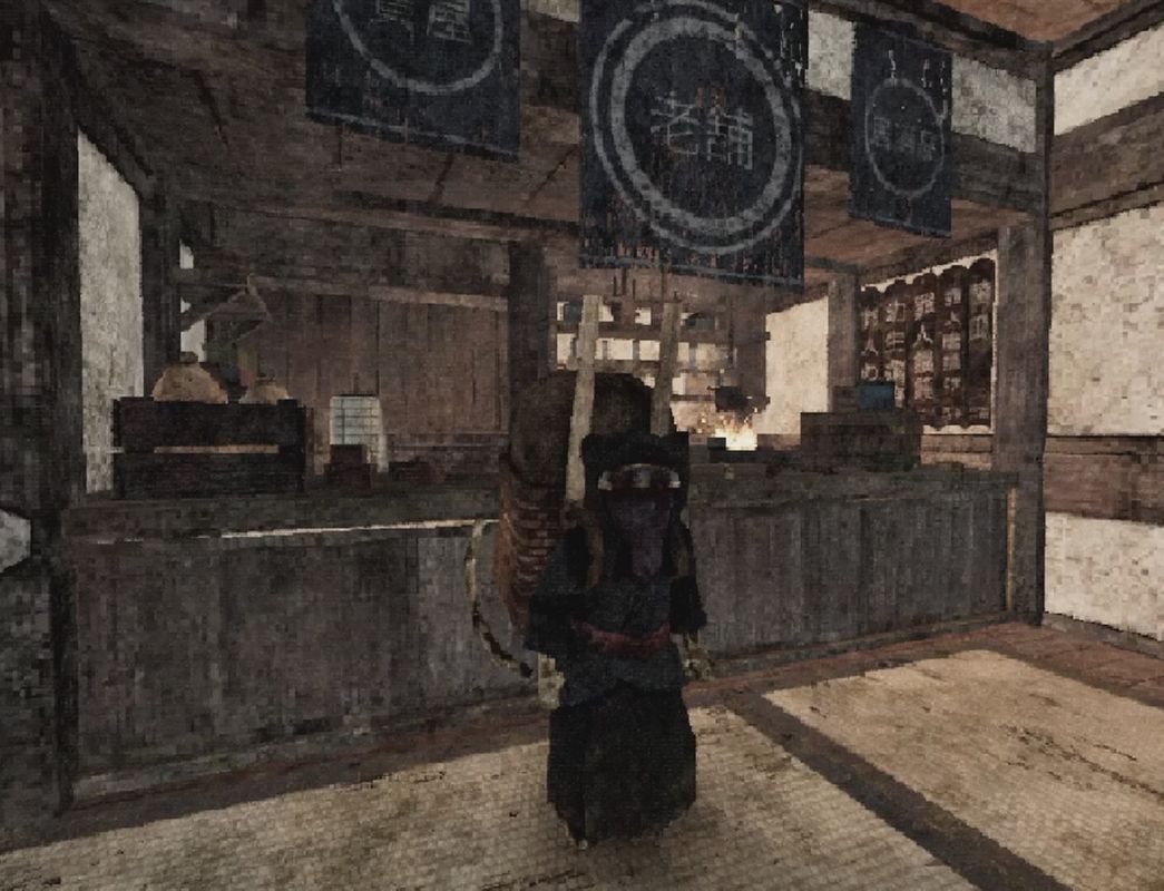 迷宫内部场景，石质走廊两侧摆放着破损的灯笼，地面隐约可见血迹拖痕