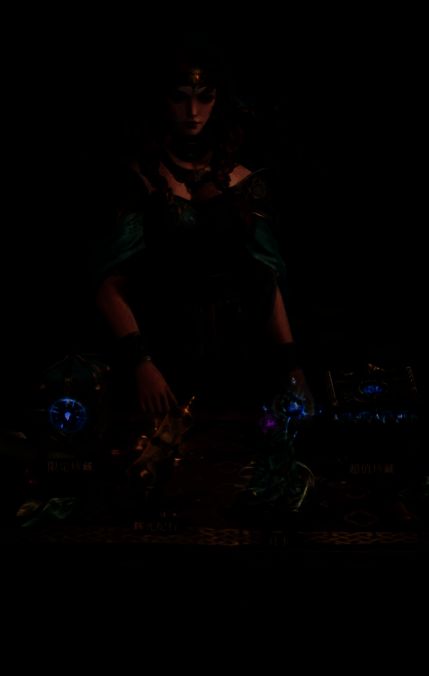 活动界面截图，显示‘罗拉娜的馈赠’任务进度，累计登录4天可领取英雄