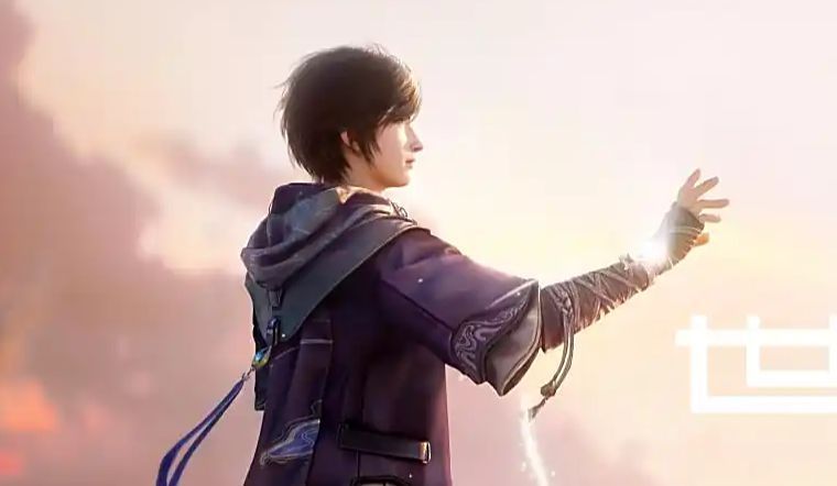 李白在战斗中穿梭，技能光芒闪耀，画面动感十足