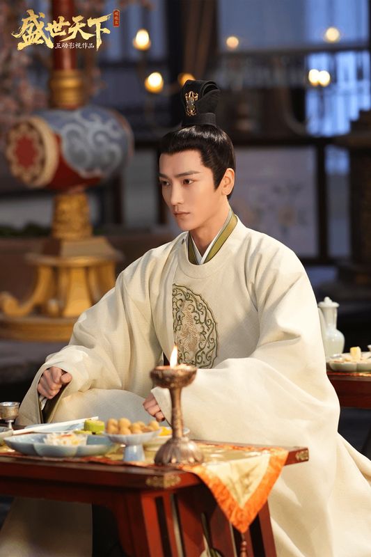 杨梓鑫扮演礼承乾的剧照，展现其在宫廷中的太子形象