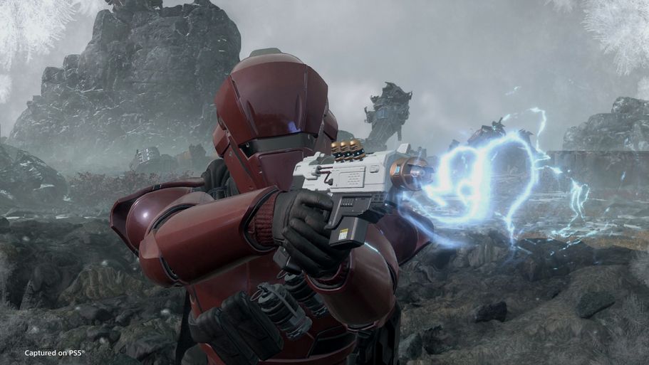 重型冲锋枪与霰弹枪武器展示，细节刻画清晰可见