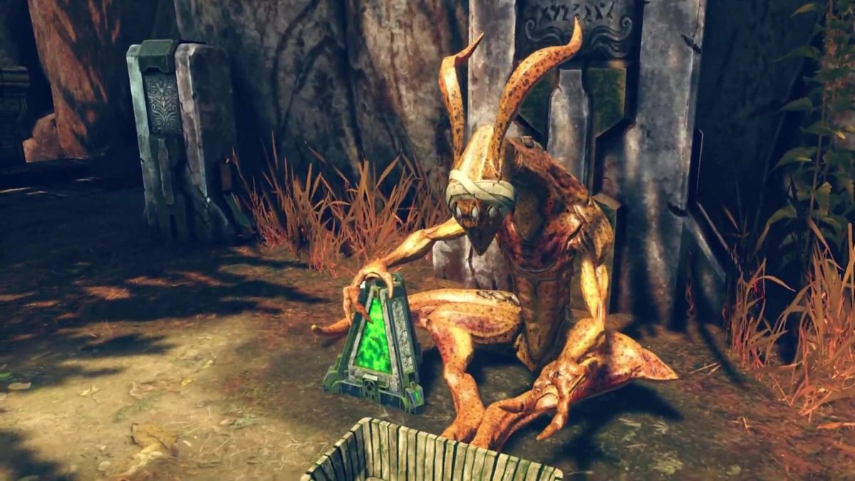 游戏内制作界面，展示武器与模组的定制系统