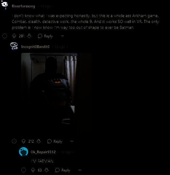 Reddit用户互动截图，一位玩家调侃自己体能差，另一玩家回复鼓励他成为肥蝠侠的图片