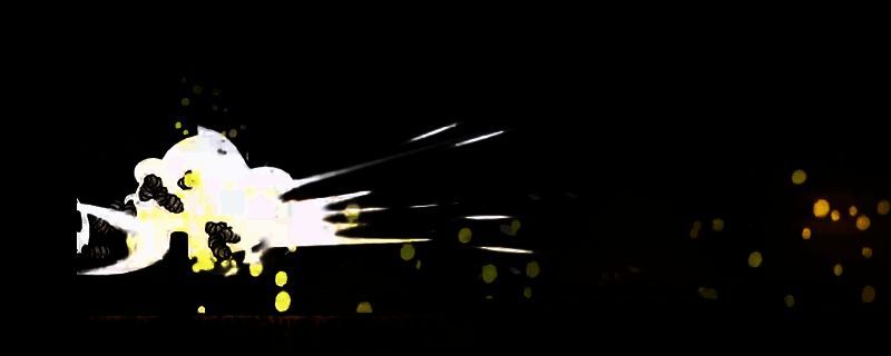 空洞骑士丝之歌中失格大厨卢戈利战斗场景，角色处于紧张对峙状态，BOSS挥舞厨具发动攻击