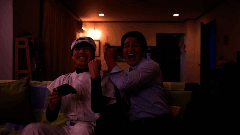 游戏预购宣传图，展示桐生一马经典形象与游戏封面