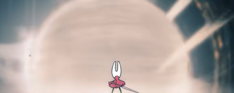 《空洞骑士：丝之歌》游戏内结局画面展示，角色站在光影交错的殿堂中，背景呈现不同结局的象征符号