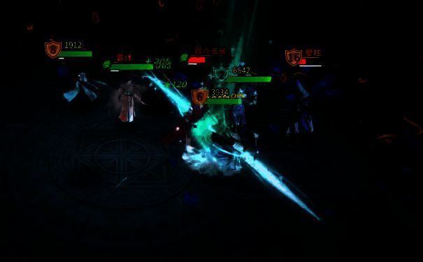 玩家自定义队伍界面，可自由拖动角色头像调整出场顺序