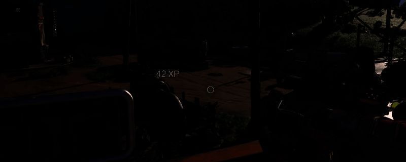 《无主之地4》游戏中‘落难逃亡’任务场景，玩家角色冲进建筑内部，四周布满可开启的金属箱子，环境昏暗充满末世感