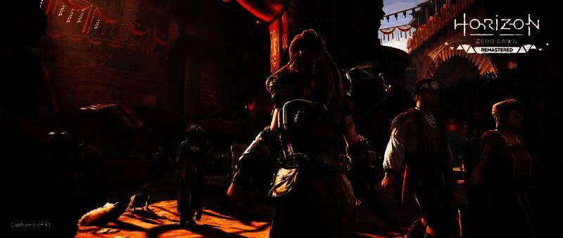 战斗场景中艾洛伊发射绳索箭击中机械兽腿部，火花四溅，动作流畅且细节丰富