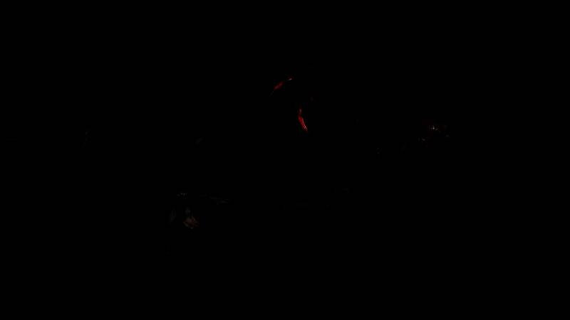 地下祭坛场景，中央摆放着刻满符文的石棺