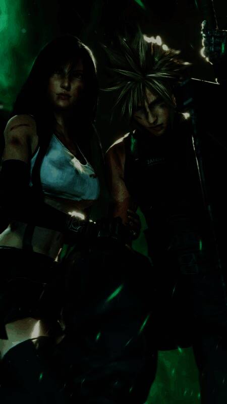 蒂法身穿经典黑色露肩装，站在夜都市街头回眸凝视，灯光映衬下身形修长迷人