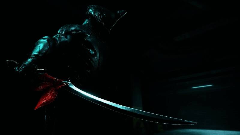 《星际战甲1999》游戏画面展示，主角Arthur Nightingale骑着Atomicycle穿梭于霓虹闪烁的复古未来城市中，周围是机械敌人与爆炸特效