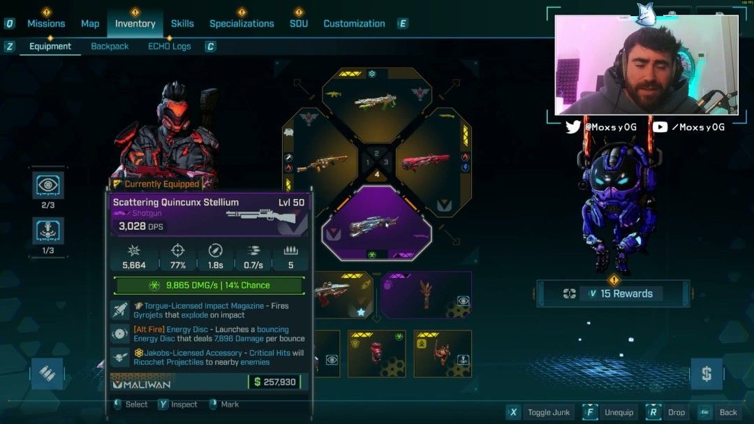 玩家角色装备栏截图，清晰展示‘五点星体’与‘穿透者’飞刀的搭配配置