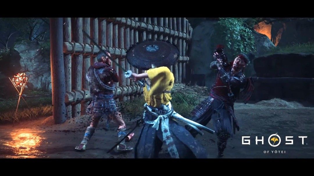 战斗场景中女主跃起劈砍，刀光划破空气，敌人举盾格挡