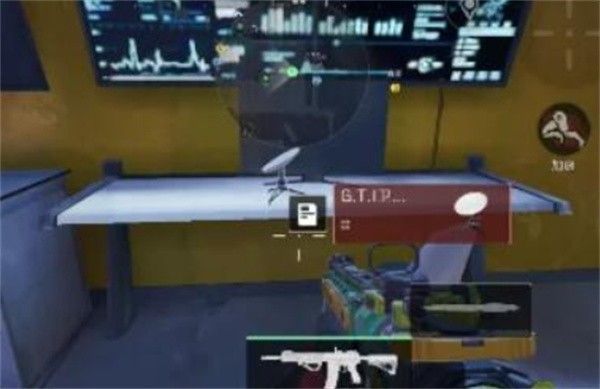 玩家正在操作航天基地密码门控制面板，屏幕显示输入界面