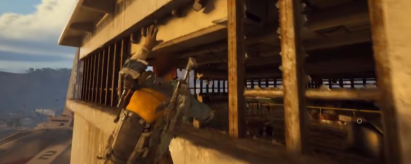 《ARC Raiders》游戏中太空港控制塔外部场景，一名玩家正在高台架设滑索，准备跨越障碍进入建筑高层