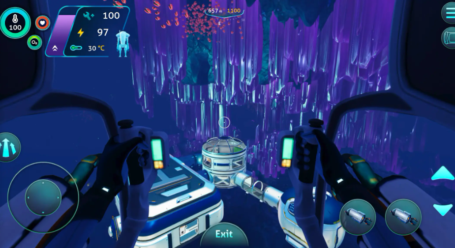 游戏内难度选择界面特写：左侧‘低难度’图标为暖黄色盾牌，右侧‘高难度’图标为碎裂冰晶环绕的蓝色齿轮，中间悬浮动态温度计显示数值差异