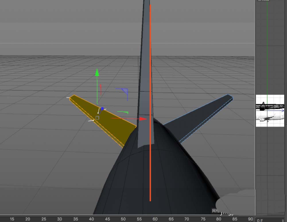 镜像副本已无缝对接原始模型，形成完整对称机械臂结构，表面布线均匀，接缝处无扭曲或拉伸现象