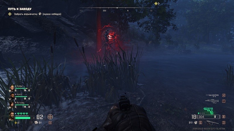 动态截图：多枚炸弹桶接连爆炸的震撼瞬间，火光冲天，碎片横飞，十余具僵尸被气浪掀翻在空中，地面焦黑龟裂